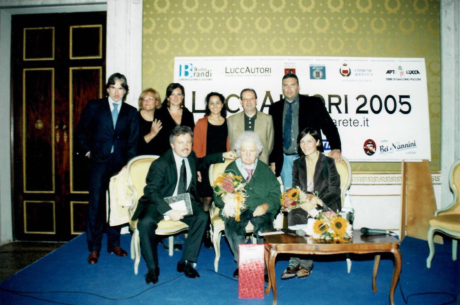 Sabato 17 ottobre con la premiazione dei vincitori di Racconti nella Rete e l’omaggio a Bruno Lauzi
